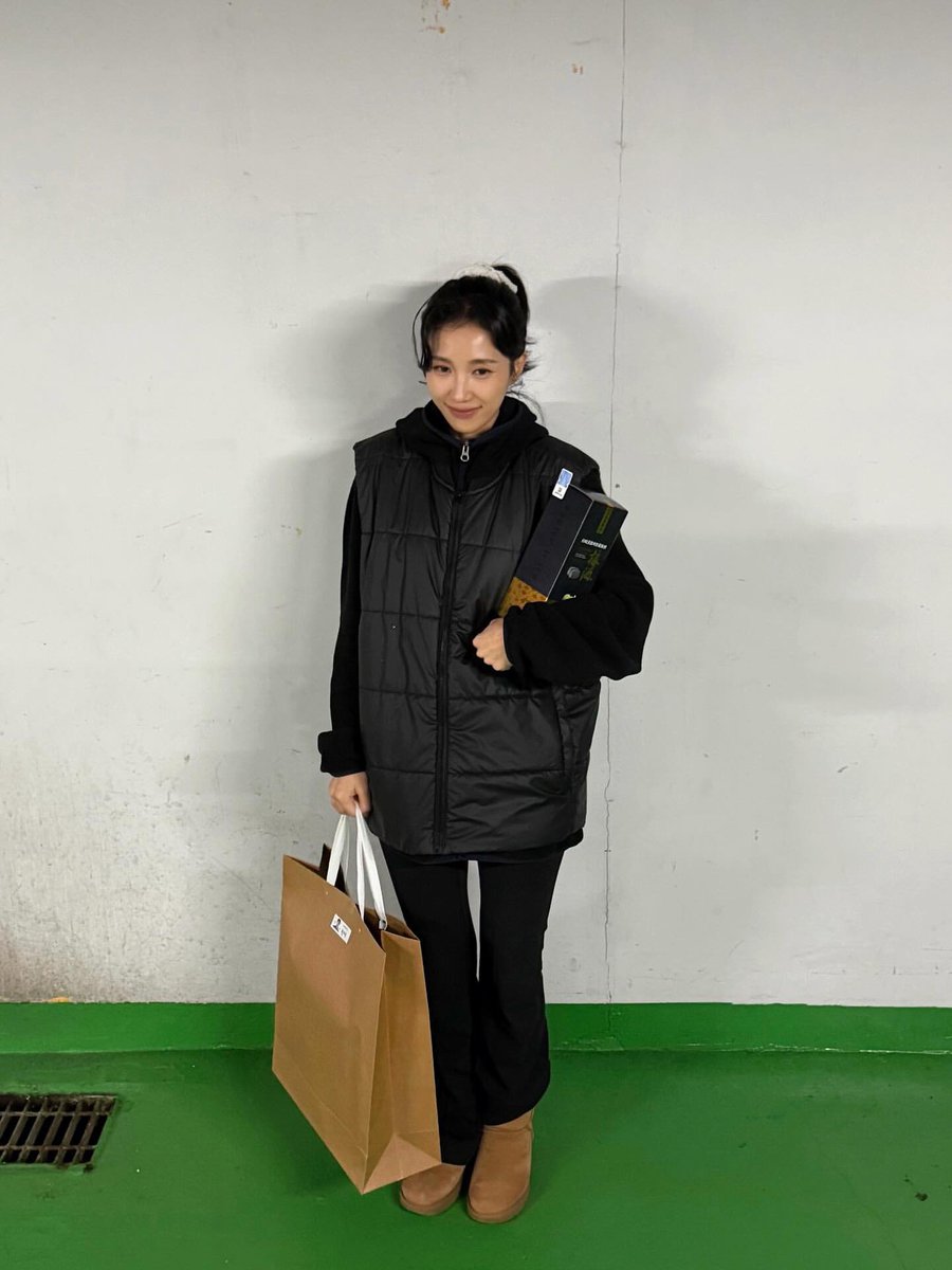 delay_archive2's tweet photo. 260122 한이 배우님 인스타그램 https://t.co/EWUWkqLcX2