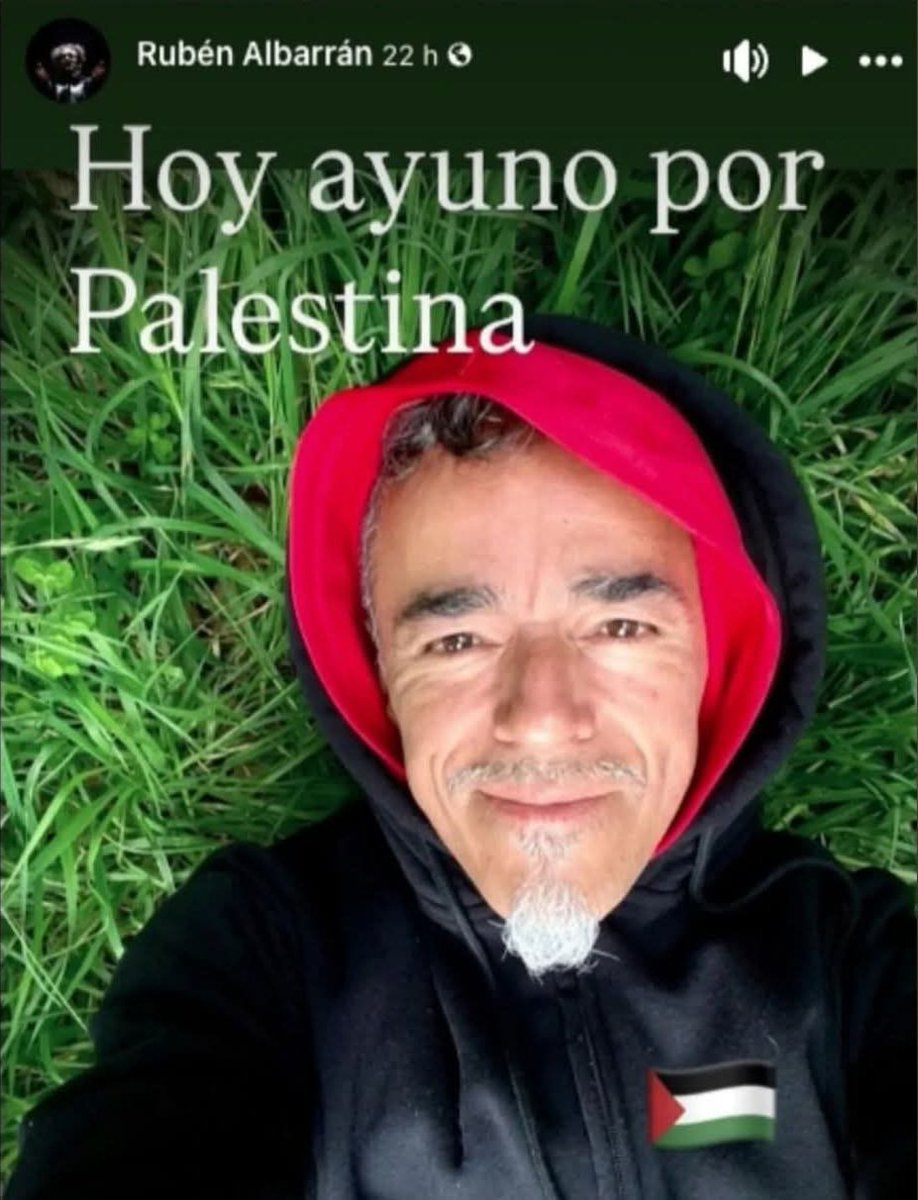 Elegido123_'s tweet image. Esta clase de weyes tienen tantos vacíos existenciales, que creen que con estas mamadas le dan sentido a sus vidas.