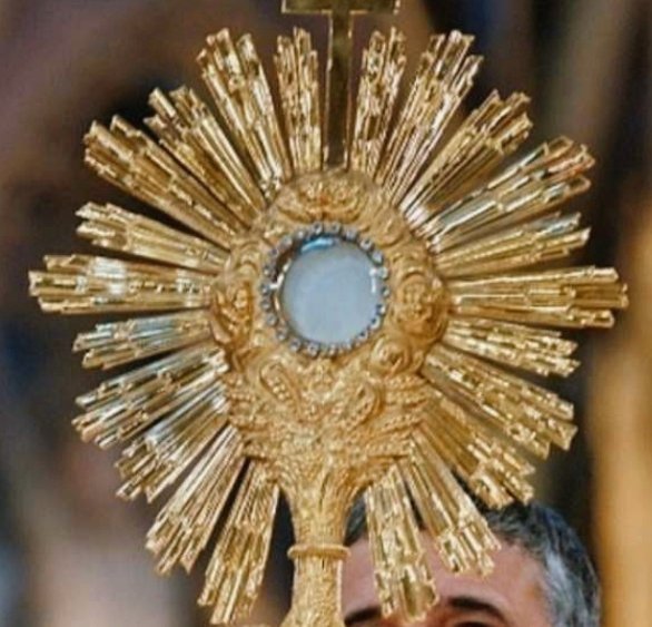 Israhel07's tweet image. 𝐀𝐥𝐚𝐛𝐚𝐝𝐨 𝐬𝐞𝐚 𝐞𝐥 𝐒𝐚𝐧𝐭í𝐬𝐢𝐦𝐨 𝐒𝐚𝐜𝐫𝐚𝐦𝐞𝐧𝐭𝐨 𝐝𝐞𝐥 𝐀𝐥𝐭𝐚𝐫