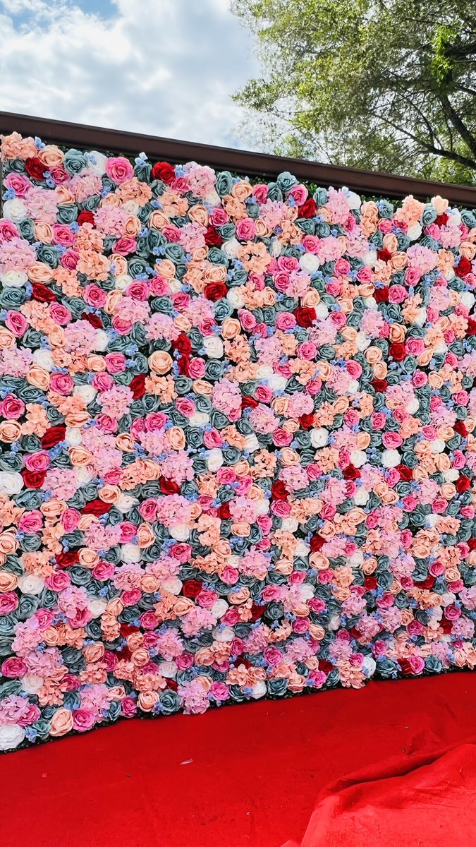 ToFlowerWalls tweet picture