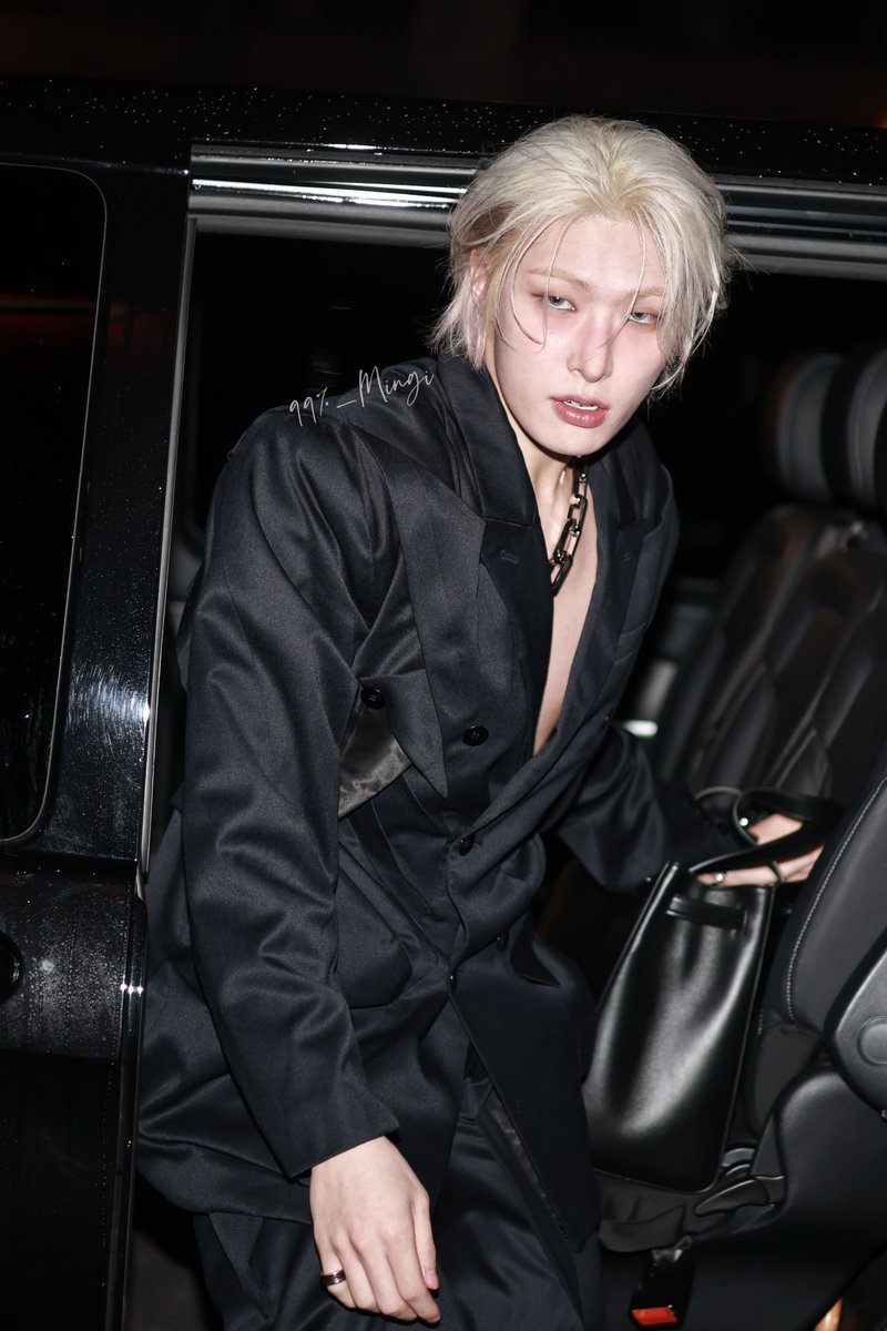 99pct_Mingi's tweet image. 260121 Christian Louboutin

#ATEEZ #에이티즈  #민기 #MINGI  #ChristianLouboutin
 @LouboutinWorld