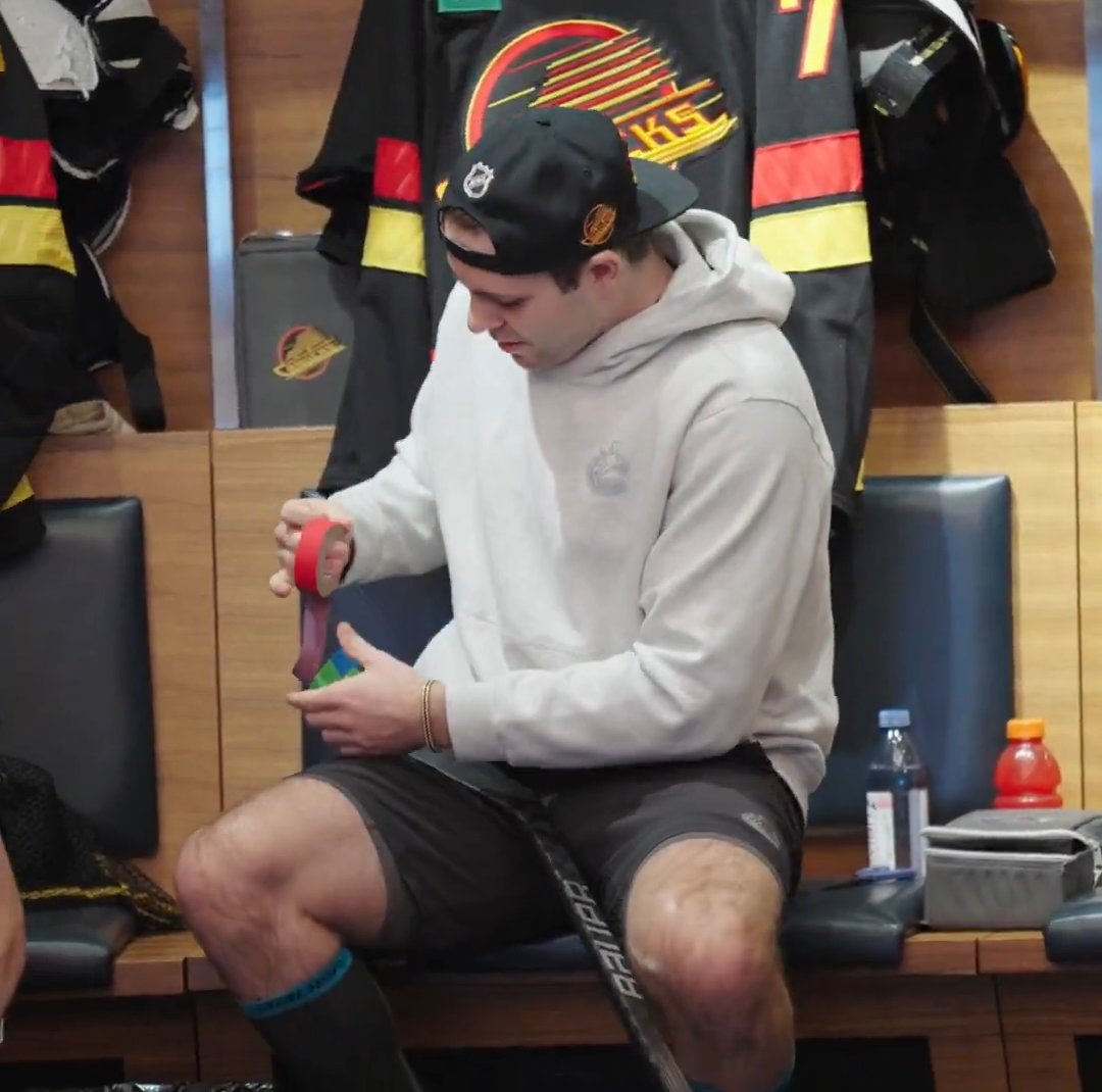 Jam 🏒🐋 tweet media