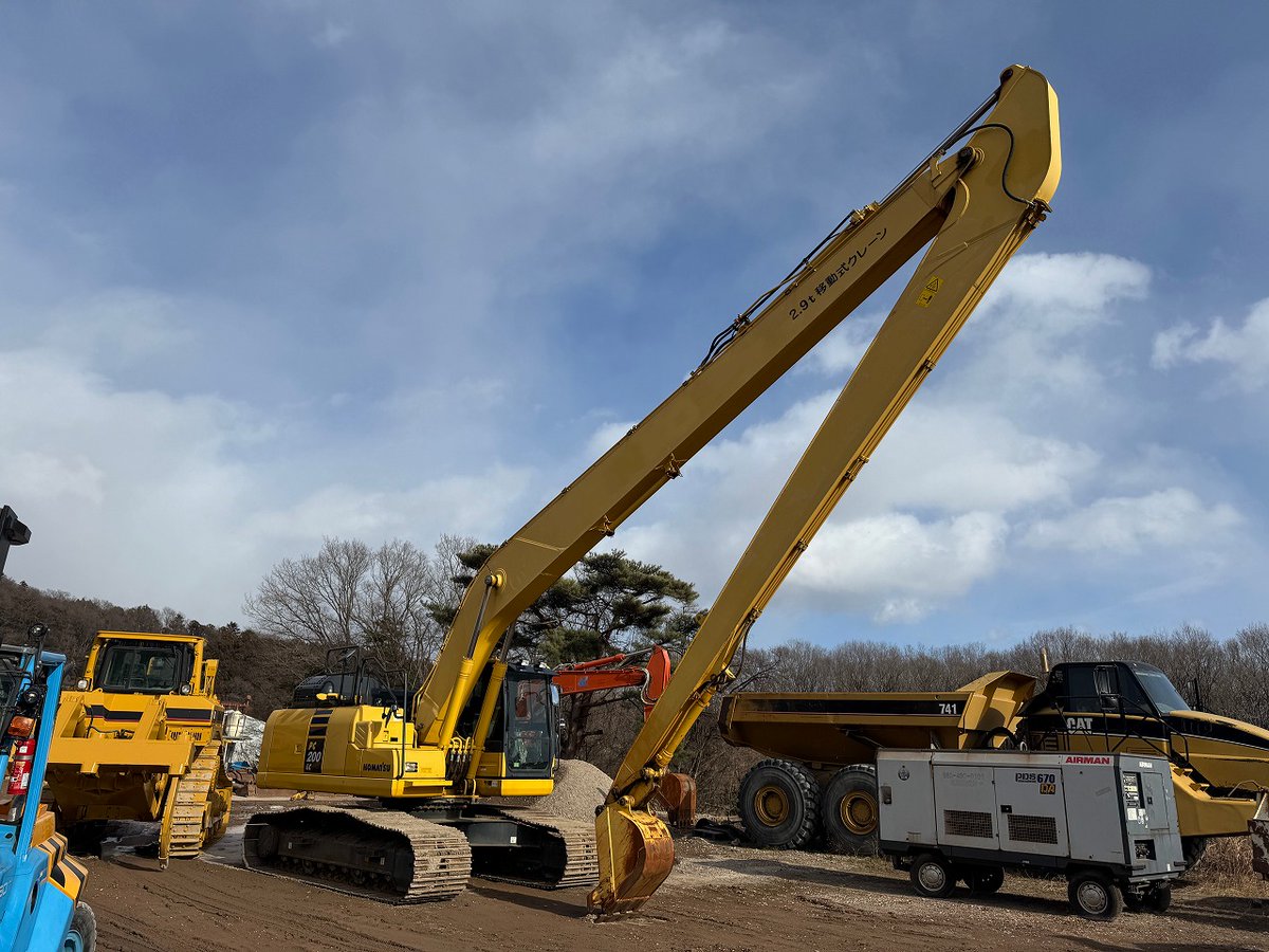 r_engineering2's tweet photo. 株式会社Rエンジニアリングトレーディングです。
【新入荷速報】
KOMATSU PC200LC-11
2019年式/2,339hr
詳細はこちらから👇
https://t.co/7TLe7e6Dap
ご質問はコメント・DMでお気軽に💬
#重機 #中古重機 #ユンボ #油圧ショベル #KOMATSU #コマツ #PC200 #スーパーロング #栃木県 #那須塩原市 https://t.co/3G02k97q8u