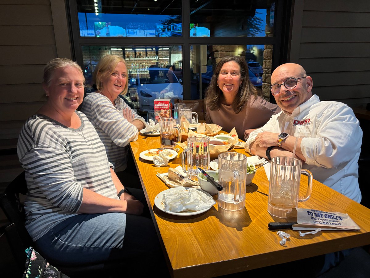 Themrsgeeky's tweet photo. Great North Phoenix @AzCsta meetup. Exchanged ideas on Micro:bits, integrating @NASAArtemis into the curriculum, and other tech integration topics. Save the date and join us next time on April 8th to connect with fellow educators. Stay tuned for more details! #AZed #AZTeachers https://t.co/rGtBdCpAZP