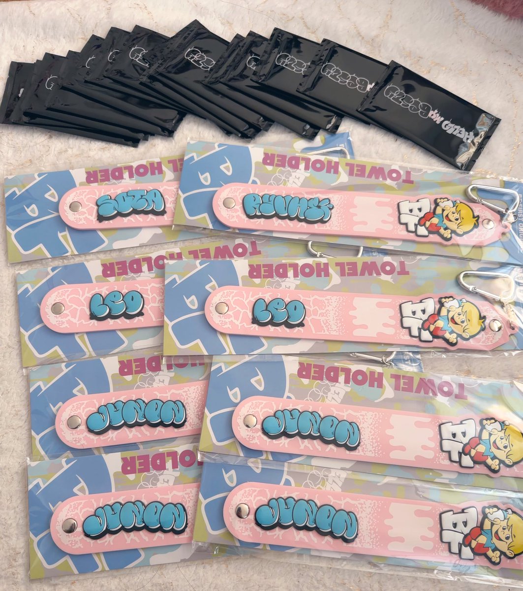 JUNONセット〜LEOを添えて〜 届いたー♪ BE:FIRSTロゴの誰かお持ち方はいらっしゃいませんか