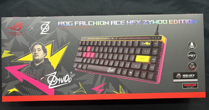 2F】 生ける伝説ZywOoが選んだ勝利のキーボード ASUS 『ROG FALCHION