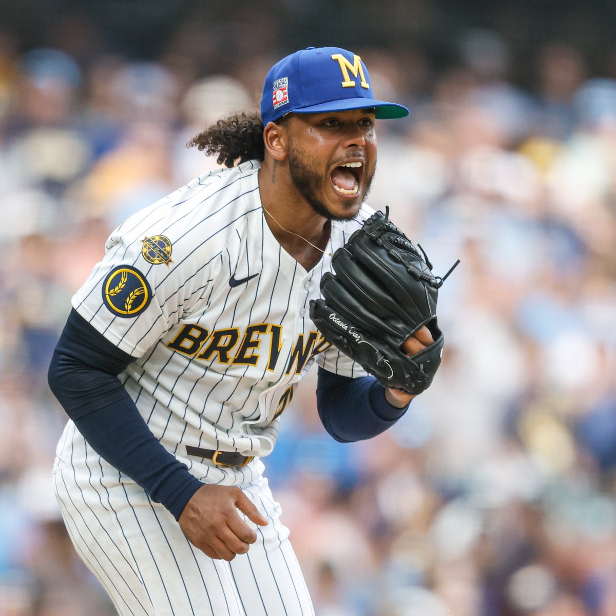 FDSportsbook's tweet image. The Mets potential pitching rotation 👀

Freddy Peralta 
Nolan McLean 
David Peterson 
Clay Holmes 
Sean Manaea/Kodai Senga

Best rotation in baseball?