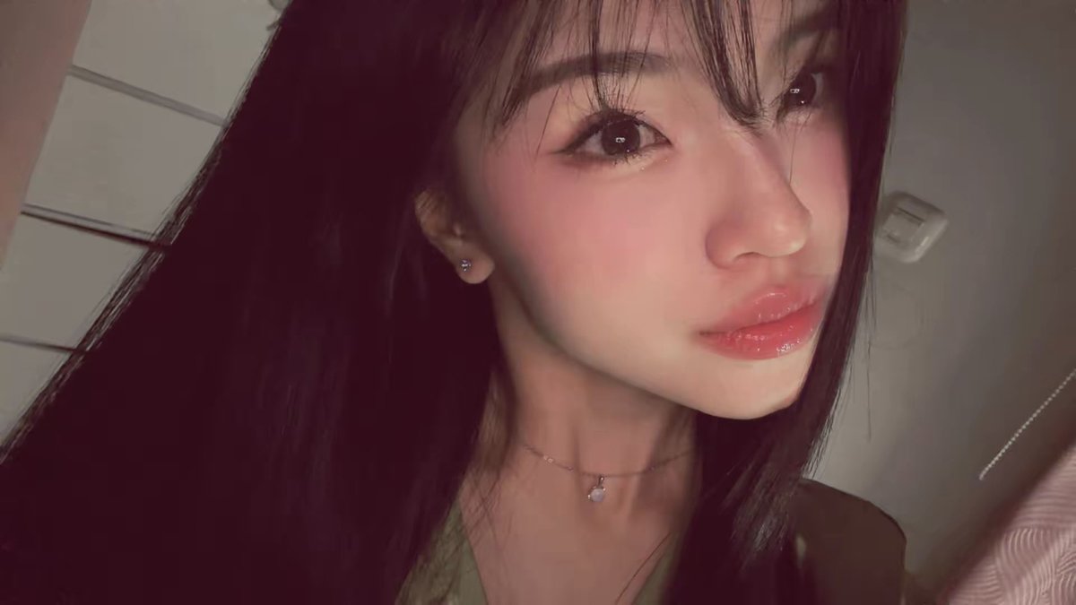 Y_CynthiaJKT48's tweet photo. Selamat pagi! Kalau kopi kamu pahit, biar aku yang manisin ☕️😚 https://t.co/E4lOpb8lCO