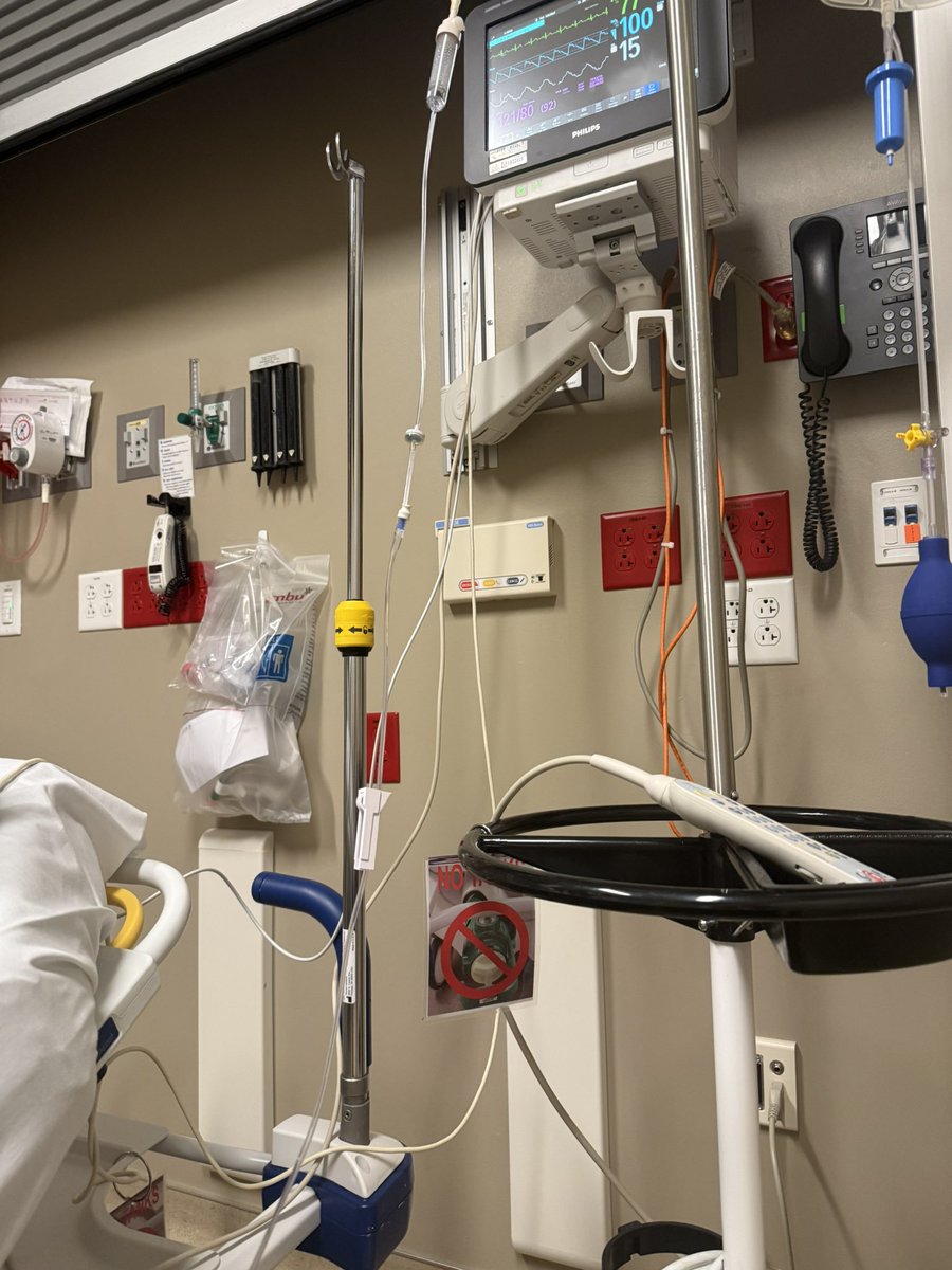 nickisanders's tweet image. Well fuck, not where I expected to spend my night. Send all the good vibes.