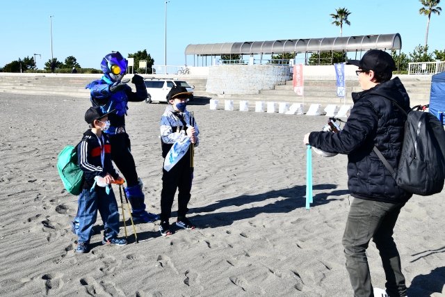 sea_saver's tweet photo. 2026年1月17日（土）第219回海さくらゴミ拾いを実施させていただきました。2026年最初のゴミ拾いは良い天気でゴミ拾い日和の中、291人の参加者の皆さまと,可燃ゴミ18 袋、不燃ゴミ2袋（共に30L）を回収しました。 https://t.co/TLtmoQMGGQ