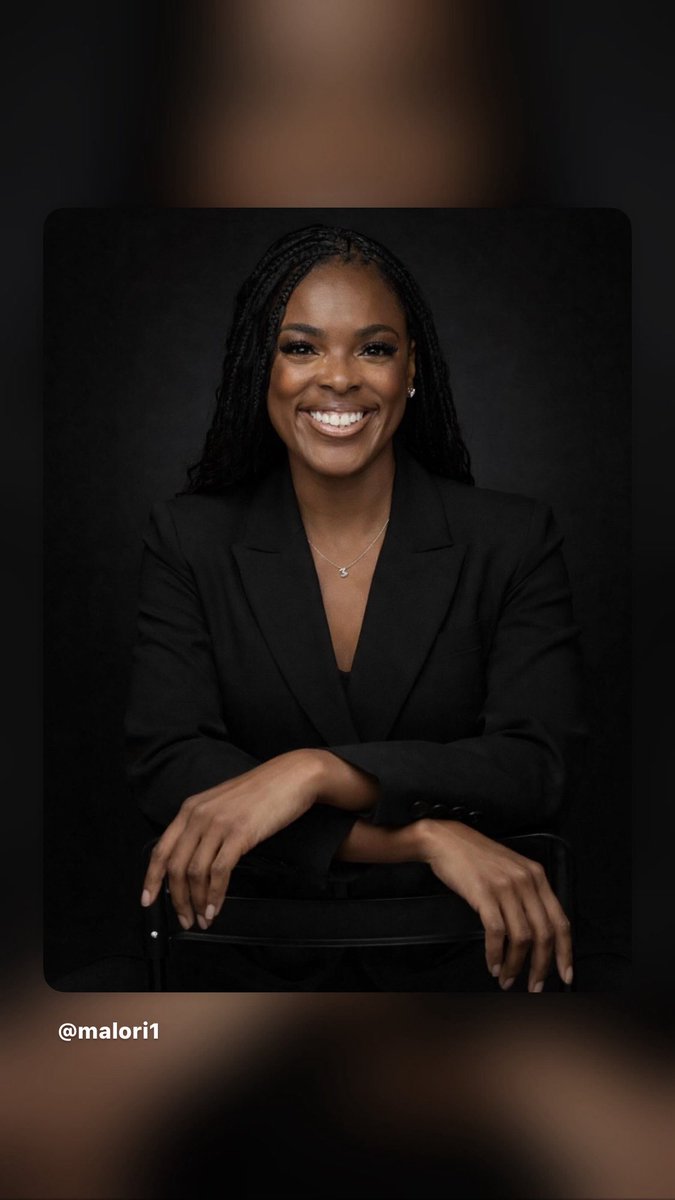 Let’s talk about what rarely gets discussed in boardrooms, leadership meetings, or performance reviews.

Health shifts.
Hormonal changes.
Mental fog.
A body that suddenly operates by new rules.

Aging, menopause, and a remote-work lifestyle can quietly challenge our energy,