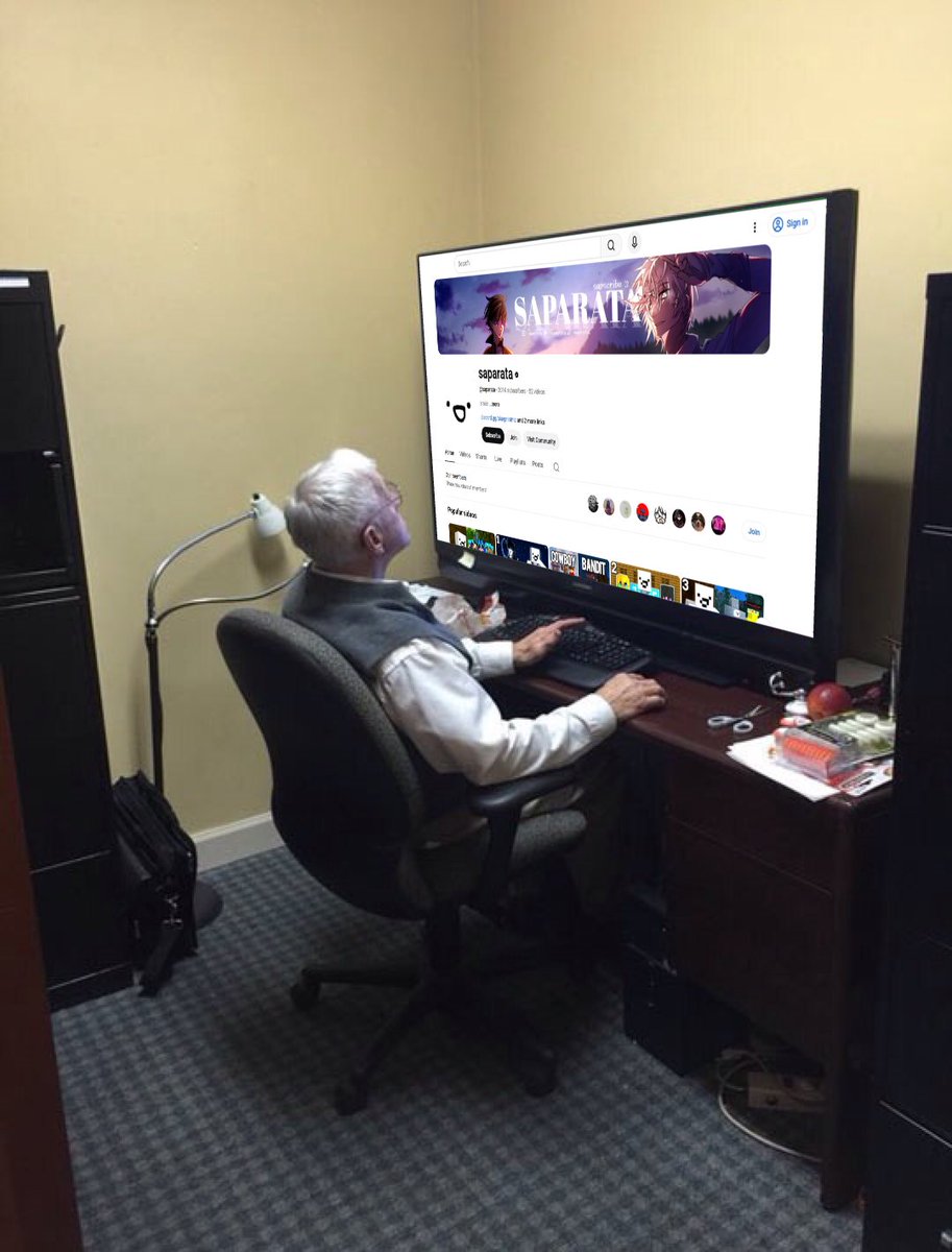 Ayleeinn's tweet image. Saps wondering how his classmate found out: