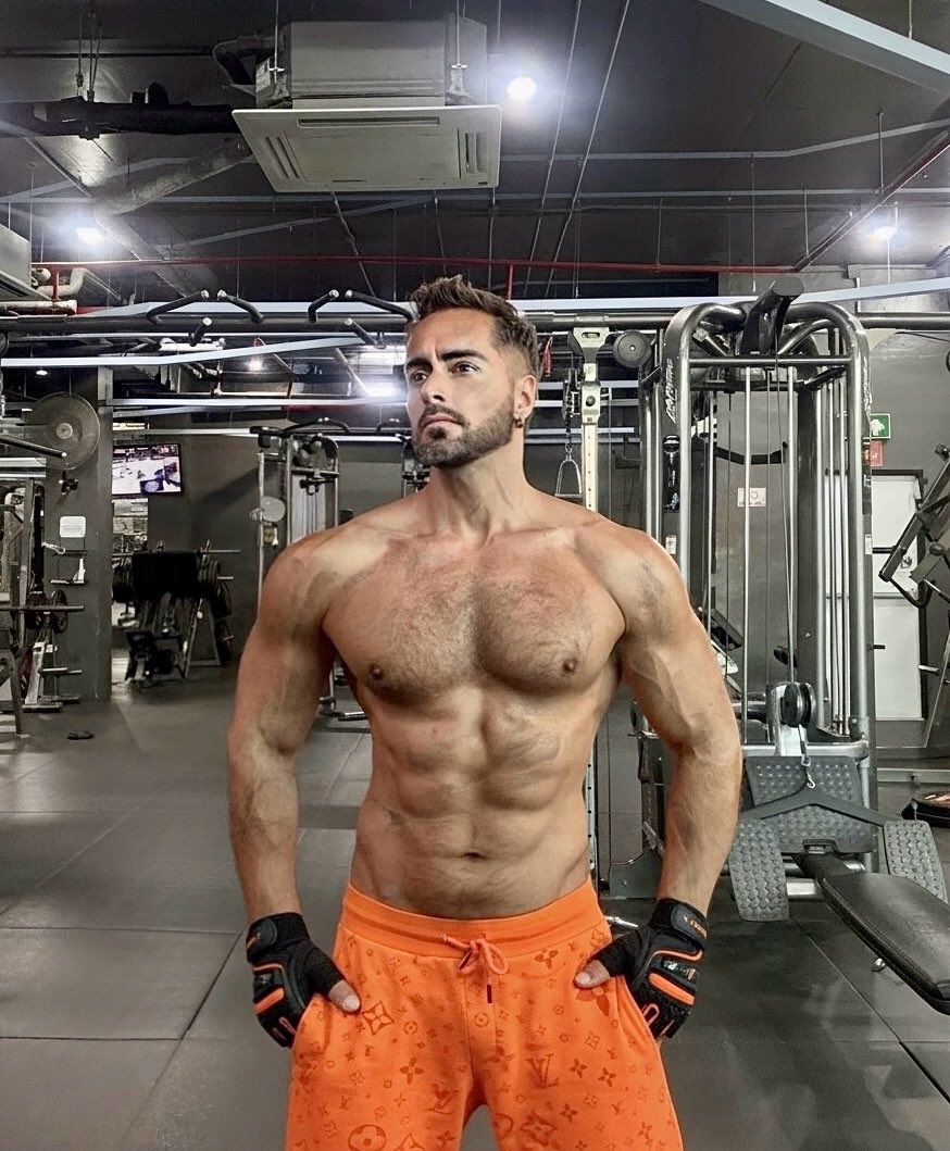 chryss108's tweet image. Fitness Hero, Phuket 🇹🇭