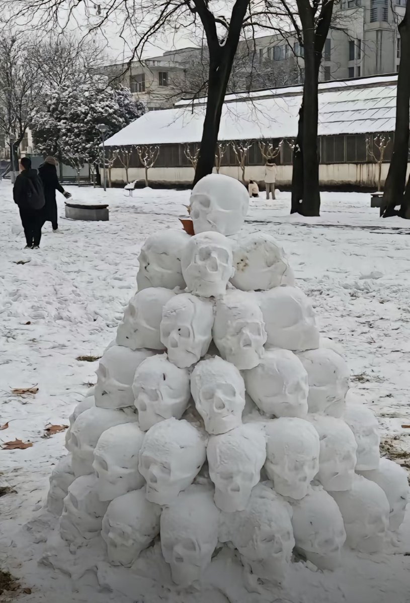 nottmsusa's tweet image. 这特么半夜出门能被吓死