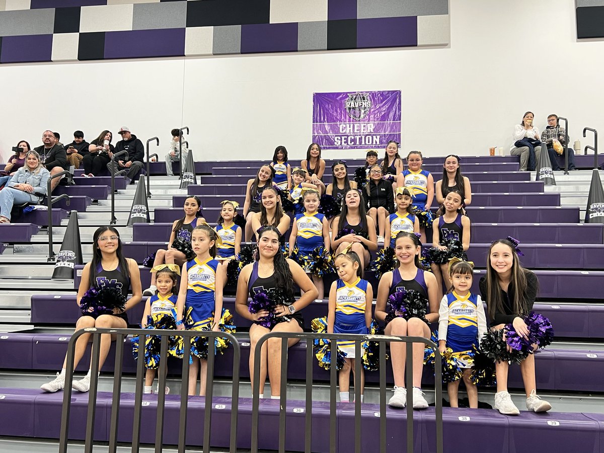 Eastlake_Middle's tweet photo. Ravens vs Cowboys! First home game for our boys! Plus Raven &amp; @BNarbuth_ES Cheer too! 🐇#TeamSISD #ConnectionConsistencyCommitment #GameOn 💜🐦‍⬛ @yirigo_  @TOaxaca_ELMS @TCorrujedo_ELMS @Coach_C_11_BNES  @TGriffith_ELMS https://t.co/LWu6Vz7Nl5