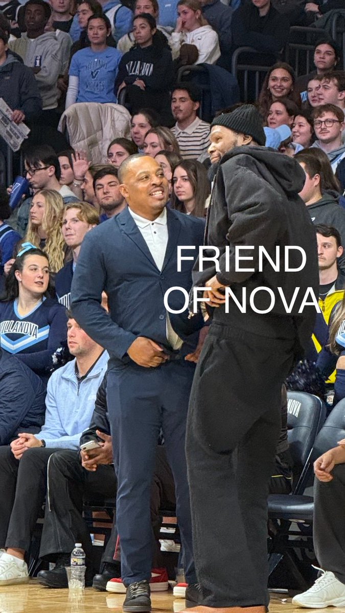 CoachJayWright's tweet image. A meeting of former ⁦@NBA combatants⁩ at the ⁦@NovaMBB⁩ win over Gtown ! ⁦@randyfoye⁩ and ⁦@KDTrey5⁩ !