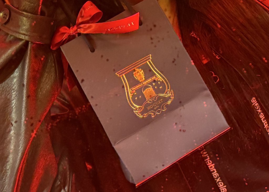 𝓮𝓹 tweet media