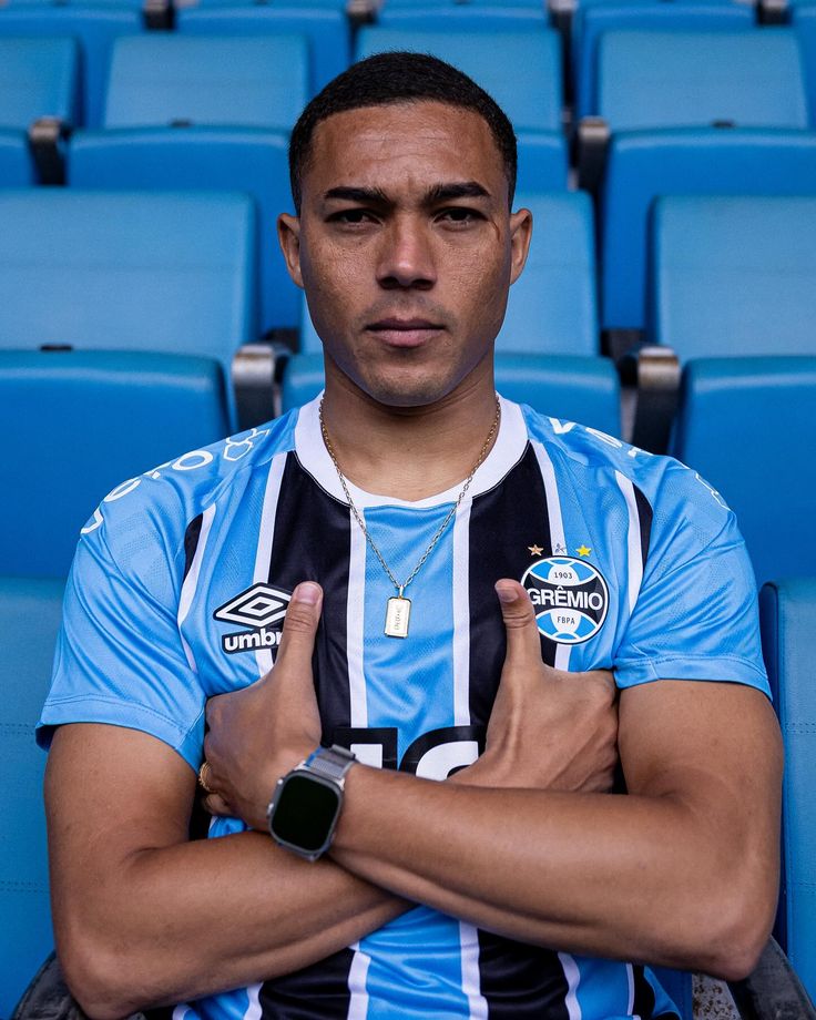 GuilhermwP10's tweet photo. Carlos Vinicius em 2026 : 4 gols
Pelé em 2026 : 0 gols 

Preciso falar mais alguma coisa ?🤣🇪🇪 https://t.co/DNGzY4xFSV