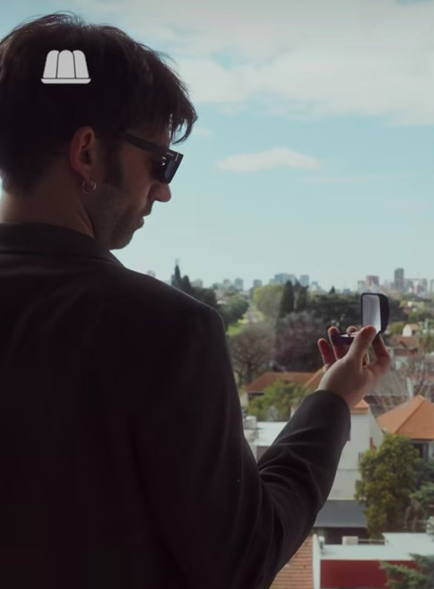 El había dado señales