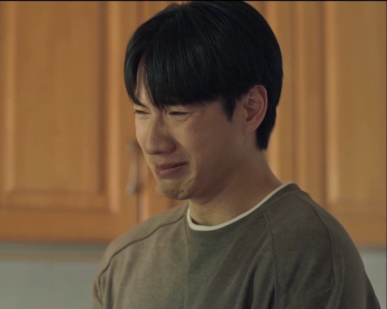 noongdan's tweet image. ขอเหงาตายซะยังดีกว่าไหม ถ้ารักแล้วใจยิ่งช้ำ 😔