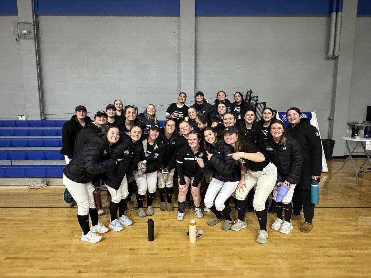 DWTigerSB's tweet photo. She may no longer play on the field with us, but that doesn’t stop our support for her on the mat!! 
.
Congrats on crushing it yesterday Olivia!! We love you!! 
#alwaysatiger #tigernation https://t.co/85dkK0h5b3