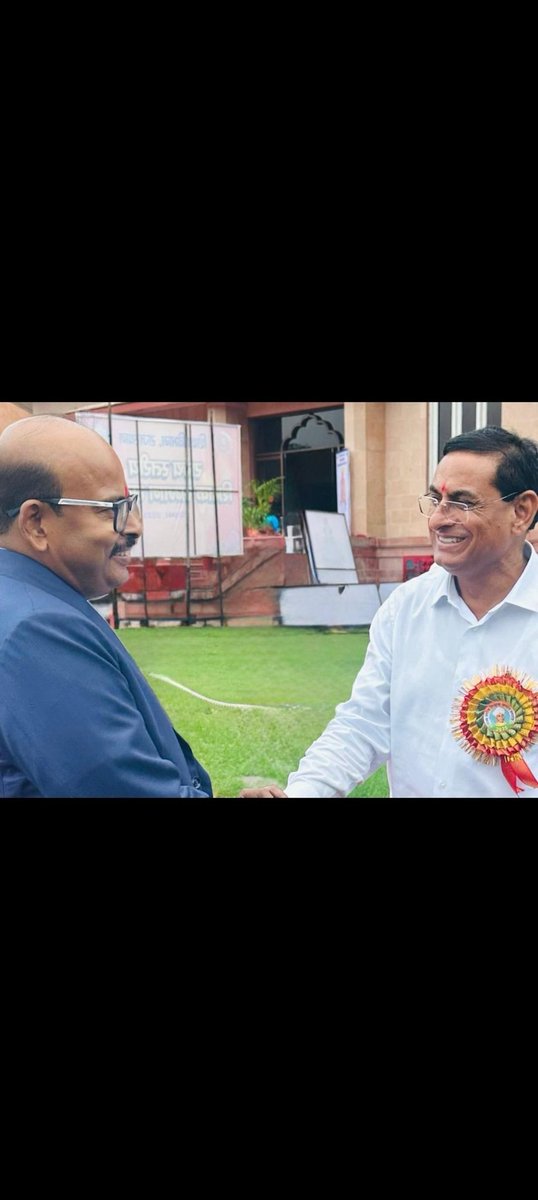 Vknainawat1's tweet photo. थर्ड ग्रेड शिक्षक ट्रांसफर को कांटो भी निदेशक साहब सीताराम जाट जी की ही निकाल सकते हैं।
@saten_08 @JaatMohit001 https://t.co/utkjBxp4pL