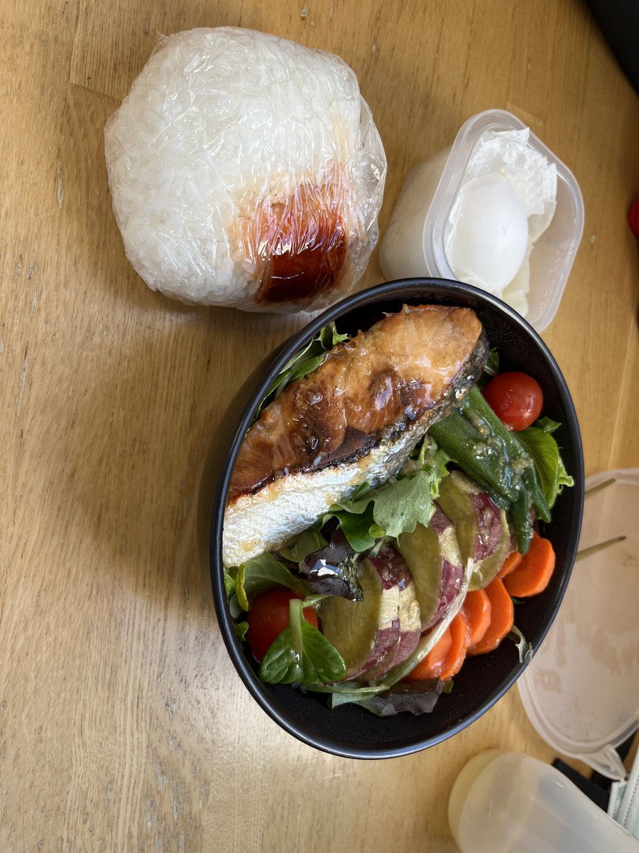 Baske_hts's tweet photo. もう感謝しかないね…🙏

漢のアンチエイジング弁当💪💕笑 https://t.co/OeujuILzcw