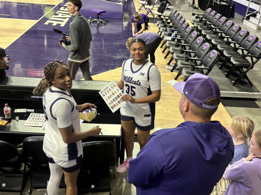 Ashley Dill tweet media