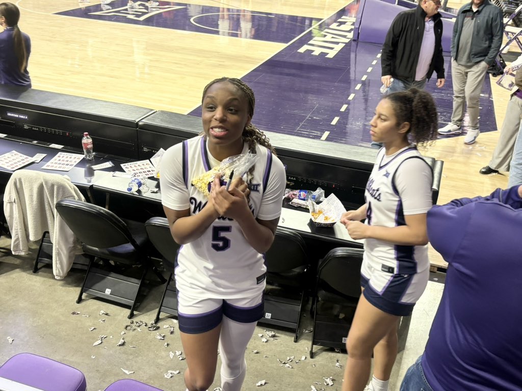 Ashley Dill tweet media