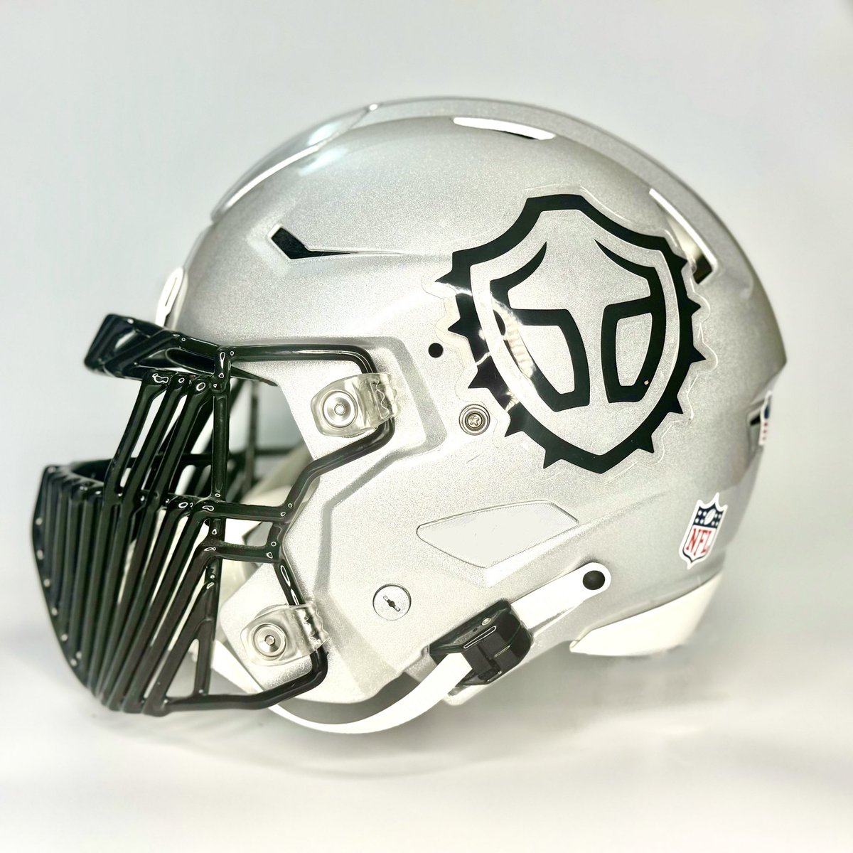 Badassmasks's tweet photo. Branded and Un-Branded helmet earhole inserts!

You can order custom branded inserts or you can select unbranded inserts &amp; choose the color of your insert to match or complement your helmet color!

https://t.co/3hDXtehxh9

Feel free to share with your athletes or your equip staff https://t.co/uPzE1CL3rd