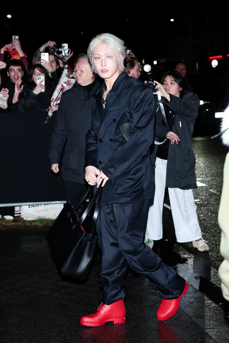 ellejapan's tweet image. 【2026秋冬パリ・メンズフロントロウ速報】#ATEEZ #ミンギ さんが「クリスチャン ルブタン」に来場！

▼詳細はこちら
bit.ly/4r5HshO

#ChristianLouboutin #MINGI #민기