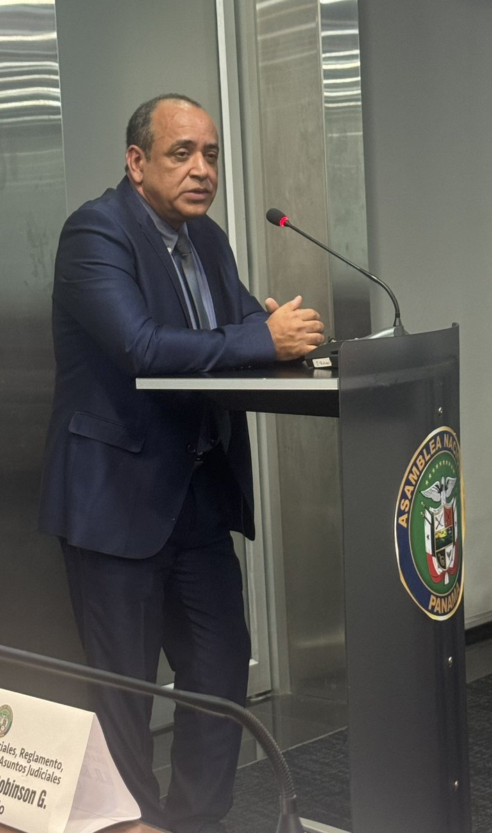 Hoy votamos a favor de la designación de Guimara Darcel Aparicio como magistrada suplente de la Sala Primera de lo Civil, y de Juan Carlos Tatis como magistrado suplente de la Sala Tercera de lo Contencioso Administrativo y Laboral.

Ambos son funcionarios de carrera del Órgano