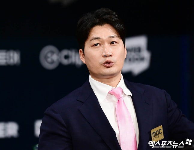 "초보 해설 맞아? 잘하네" 극찬 들었는데…'돌부처' 또 마이크 잡는다! 오승환, '2026 WBC' MBC 해설위원 출격 확정
m.sports.naver.com/kbaseball/arti…