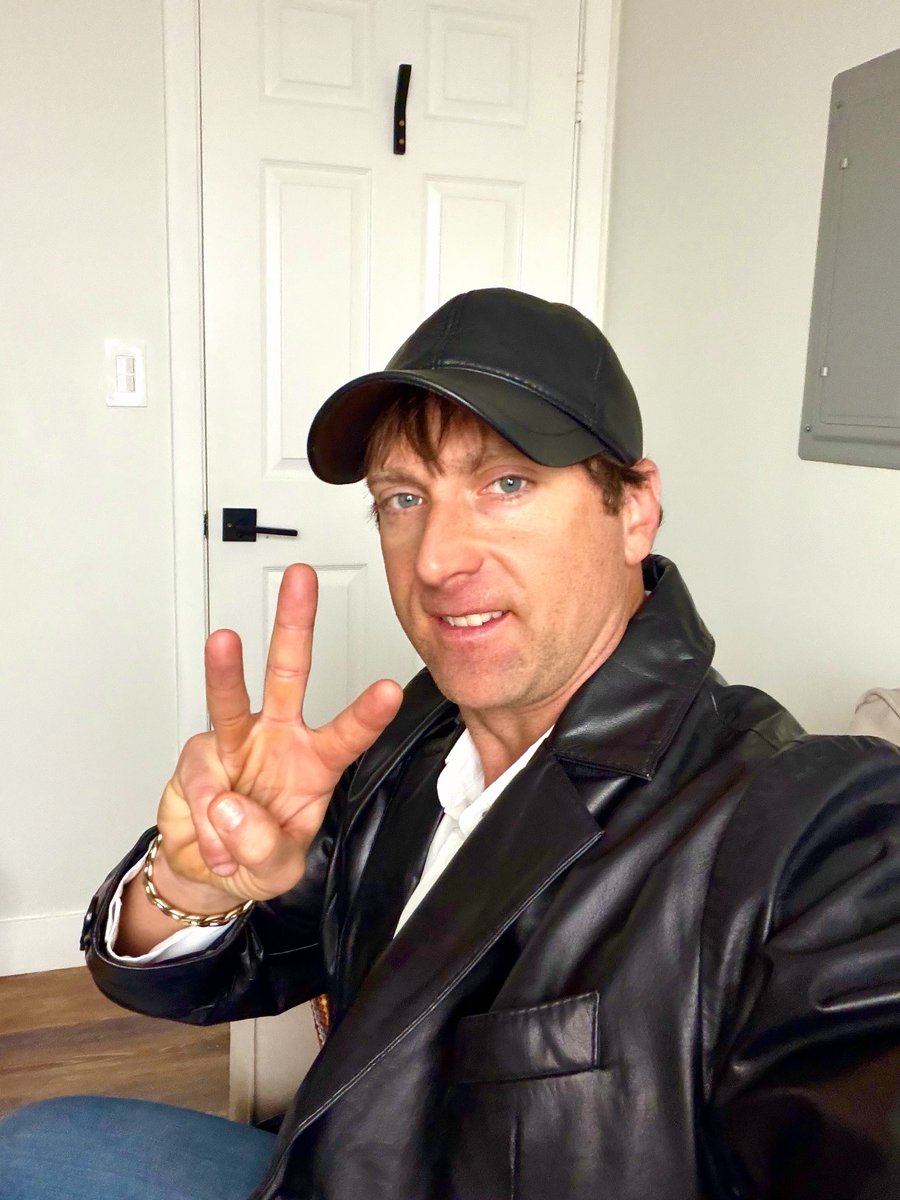 msflame22's tweet image. We just finished editing "The Match-Stick Flame 3: Red Mafia". It rocks 🔥🔥🔥 We will unveil the movie trailer in a few days 😄🙏
Watch The Match-Stick Flame 2: Lunada Bay on Tubi: link.tubi.tv/UsW1b0XP7Zb