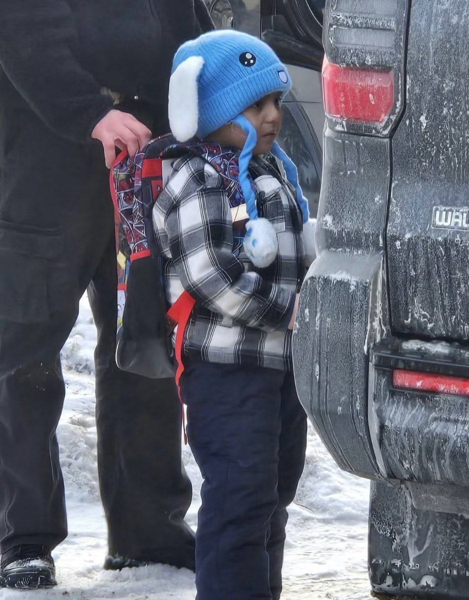 RepJimmyGomez's tweet image. ICE just used a 5-year-old boy as bait, forcing him to knock on his own door so they could arrest his father. 

Trump, ICE and CBP don’t see these families as people, and that’s exactly how they’re treating them.