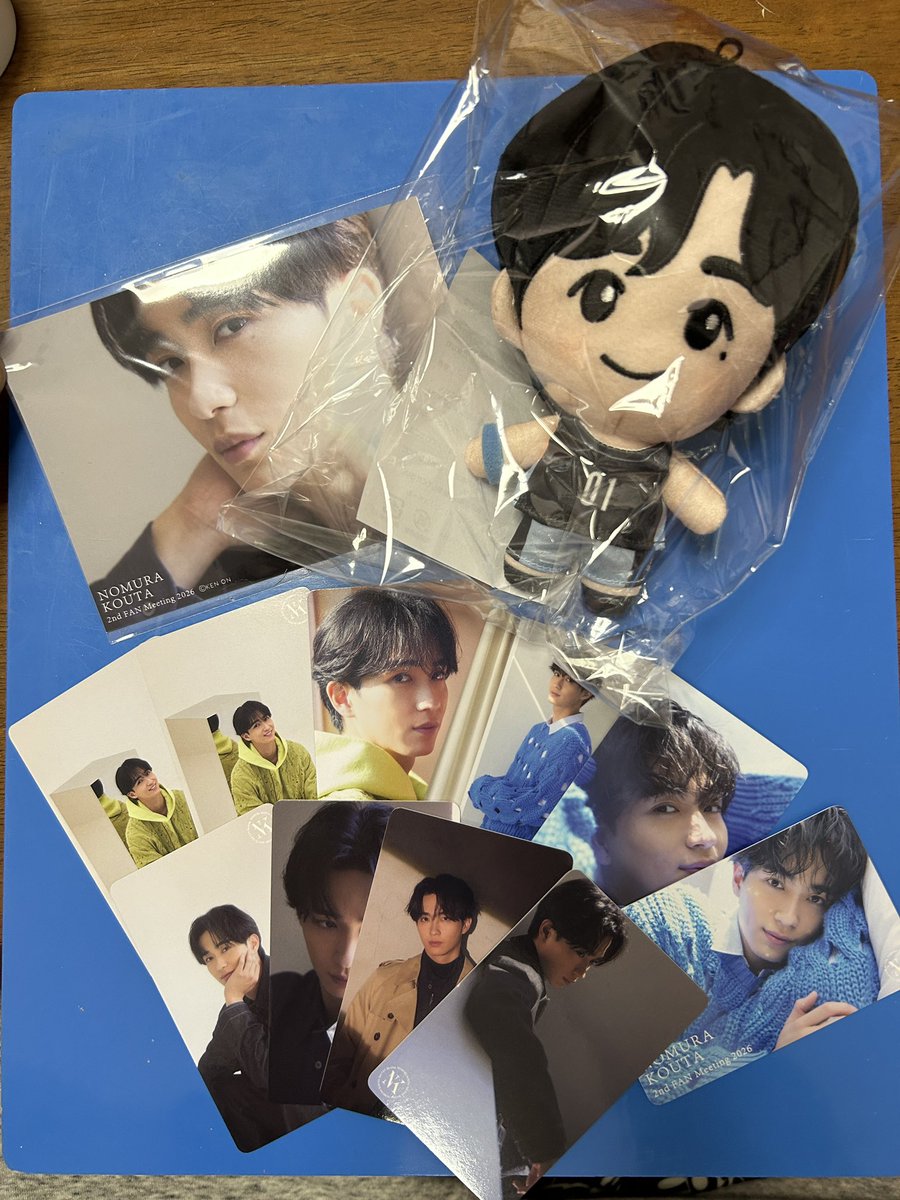 Jack_volt14's tweet photo. シークレットも当たったし満足👍
野村康太さすがのビジュすぎる。

#野村康太 https://t.co/A9apThIvYm