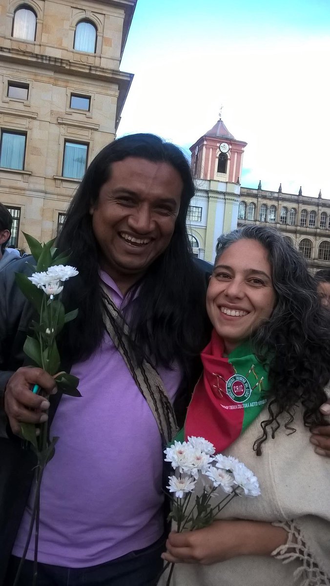 En el 2016 con el nuevo Ministro de Igualdad mi querido amigo Lucho Acosta. Un comprometido y generoso luchador 💜

Quienes lo critican desde un escritorio, desde la superioridad intelectual y del privilegio no le llegan ni a la suela de los zapatos.