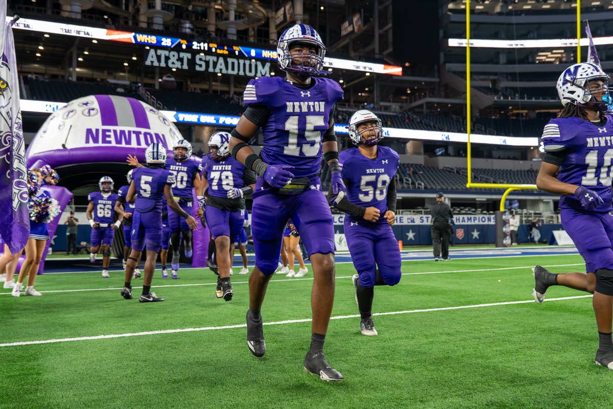 Kaleb_Burnham15's tweet photo. Thankful to be D-LINE POTY‼️‼️
#playmaker https://t.co/xeocI3YDRQ