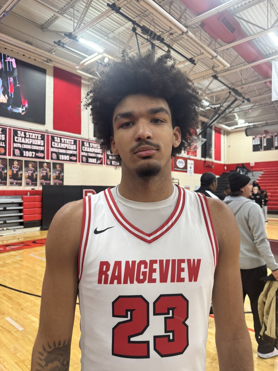 Bobby Lopez tweet media