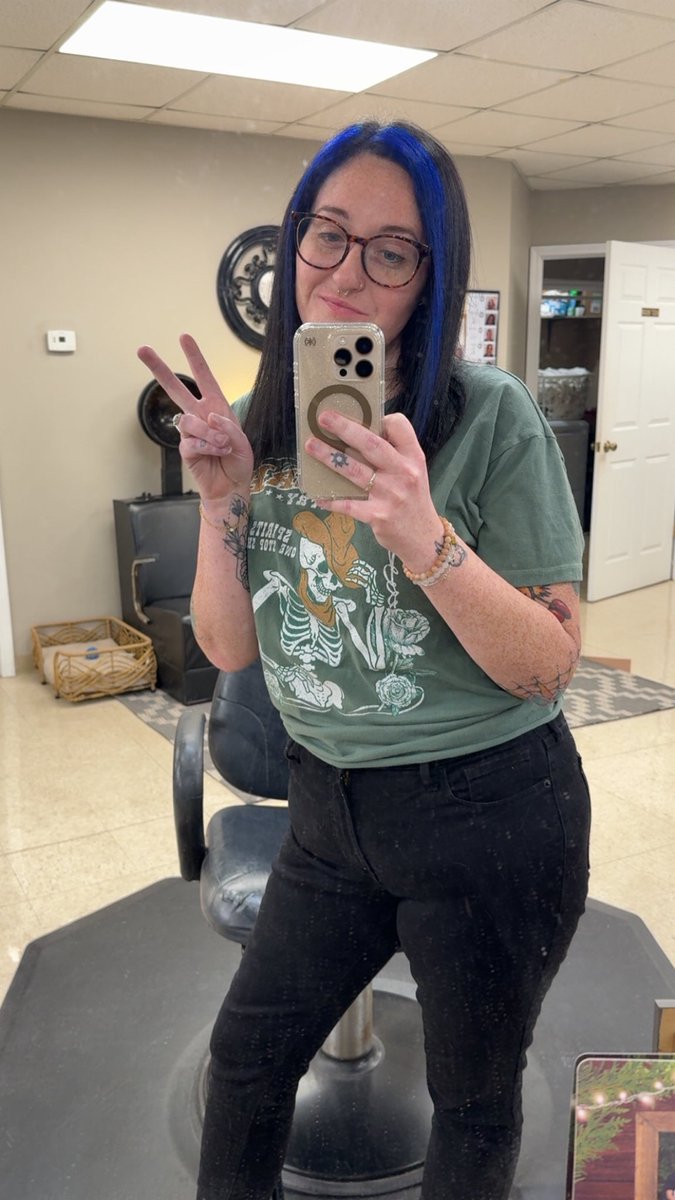 Taylor ツ tweet media