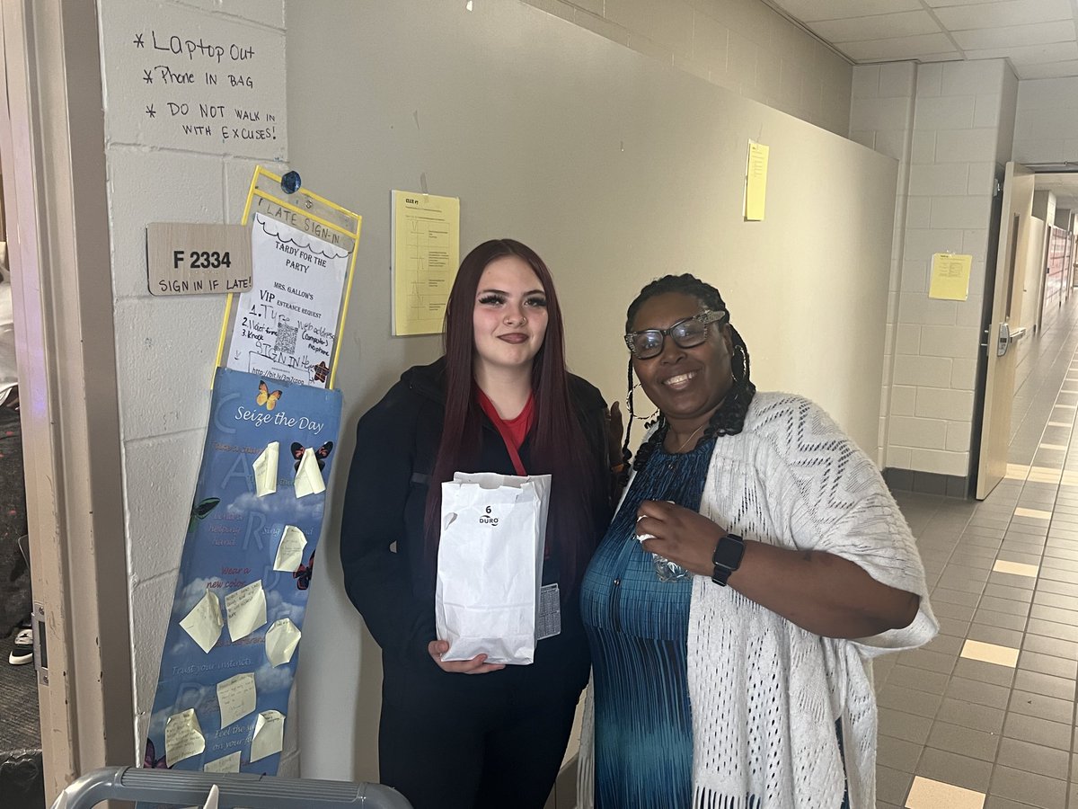 Priscilla Smith tweet media