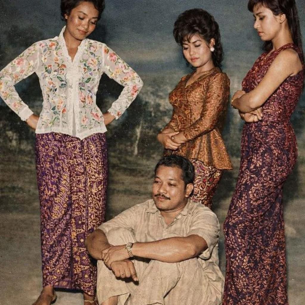 Jamil Jamil~

Ku sangka dua, rupanya tiga!