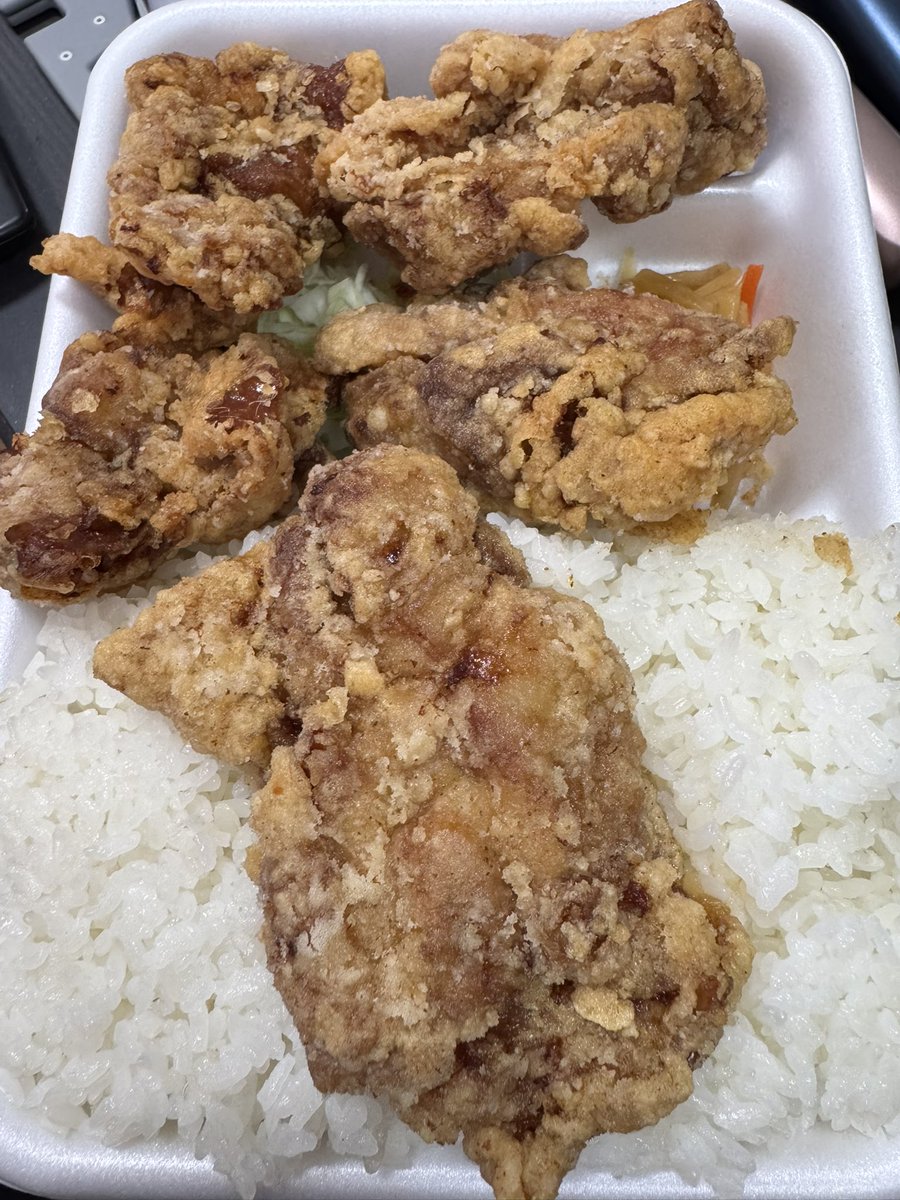 昼は寺商！

やっぱ美味い😋

久しぶりだから大にしました