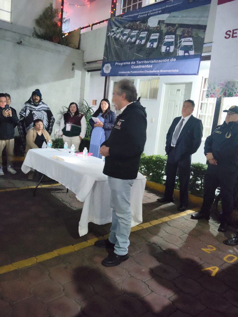 manueloropeza68's tweet photo. Hoy asistí a la Asamblea de Seguridad en la Alcaldía Cuauhtémoc, colonia Buenavista, en Zaragoza 166, con la participación de elementos de la SSC de la Ciudad de México, Participación Ciudadana de SAPCI y servidores públicos del Gobierno de la Ciudad de México.

Durante este encuentro se escucharon de manera directa las necesidades y preocupaciones en materia de seguridad de las y los vecinos, reafirmando la importancia del trabajo coordinado entre ciudadanía y autoridades para fortalecer la seguridad  en este sector.

Seguimos construyendo #LaCapitalDeLaTransformacion