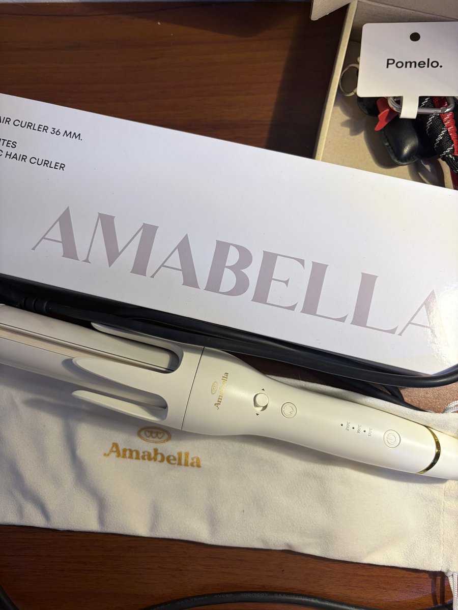 pun_er31322's tweet photo. ส่งต่อที่ม้วนผมอัตโนมัติ Ambella แกน 36 
มีกล่อง อุปกรณ์ครบ✅
ส่งต่อ 850 รวมค่าส่งค่ะ 
ส่งต่อเพราะจะซื้อแกนเล็กกว่านี้ค่ะ ไม่มีตำหนิ
#ส่งต่อambella #ambellathailand #เครื่องม้วนผม #ที่ม้วนผม #ส่งต่อที่ม้วนผม #ที่ม้วนผมมือสอง #ที่ม้วนผมอัตโนมัติ #ส่งต่อ #ส่งต่อcintage  #ส่งต่อสคอ https://t.co/YzmLA2wLKf
