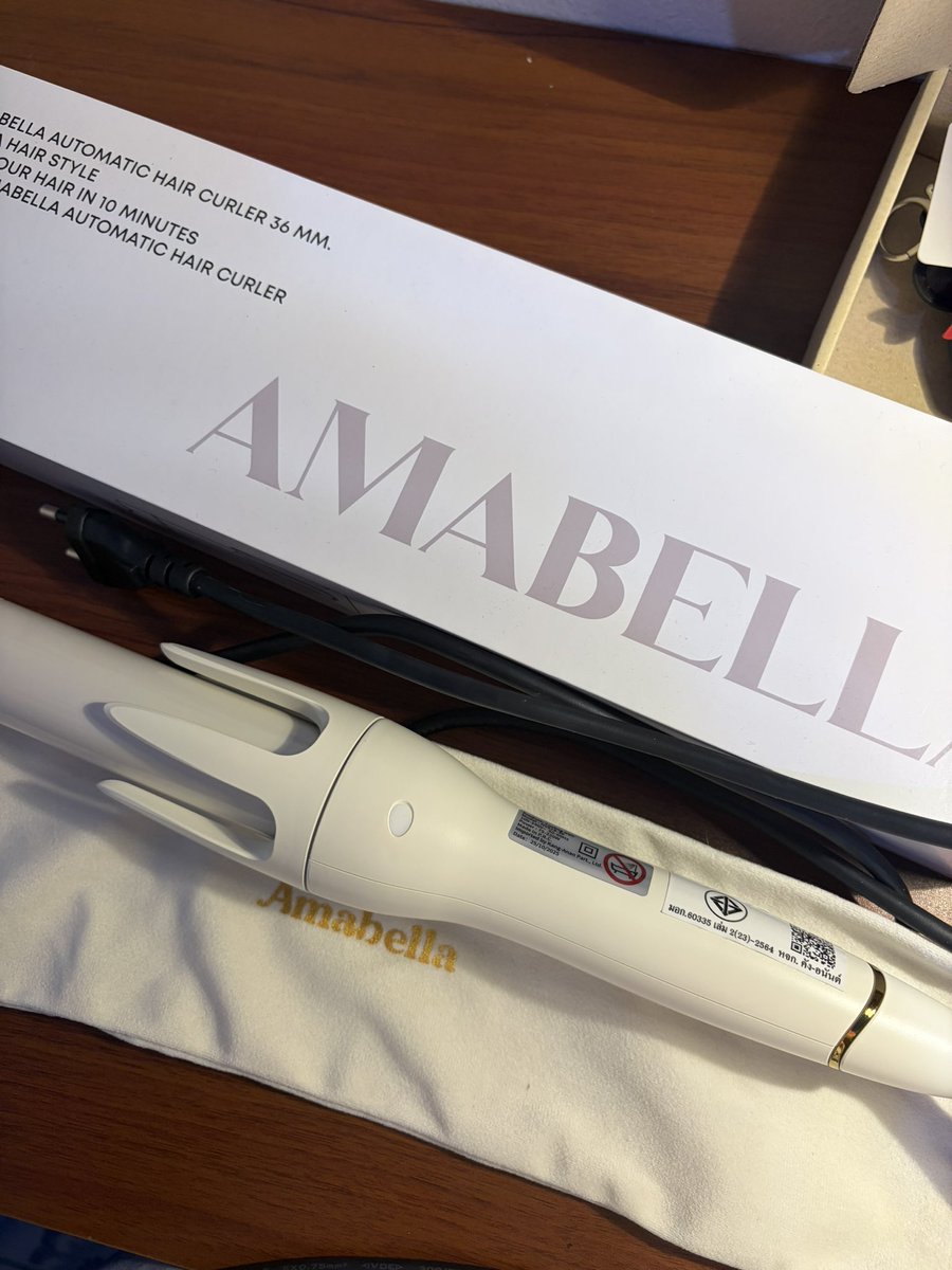 pun_er31322's tweet photo. ส่งต่อที่ม้วนผมอัตโนมัติ Ambella แกน 36 
มีกล่อง อุปกรณ์ครบ✅
ส่งต่อ 850 รวมค่าส่งค่ะ 
ส่งต่อเพราะจะซื้อแกนเล็กกว่านี้ค่ะ ไม่มีตำหนิ
#ส่งต่อambella #ambellathailand #เครื่องม้วนผม #ที่ม้วนผม #ส่งต่อที่ม้วนผม #ที่ม้วนผมมือสอง #ที่ม้วนผมอัตโนมัติ #ส่งต่อ #ส่งต่อcintage  #ส่งต่อสคอ https://t.co/YzmLA2wLKf