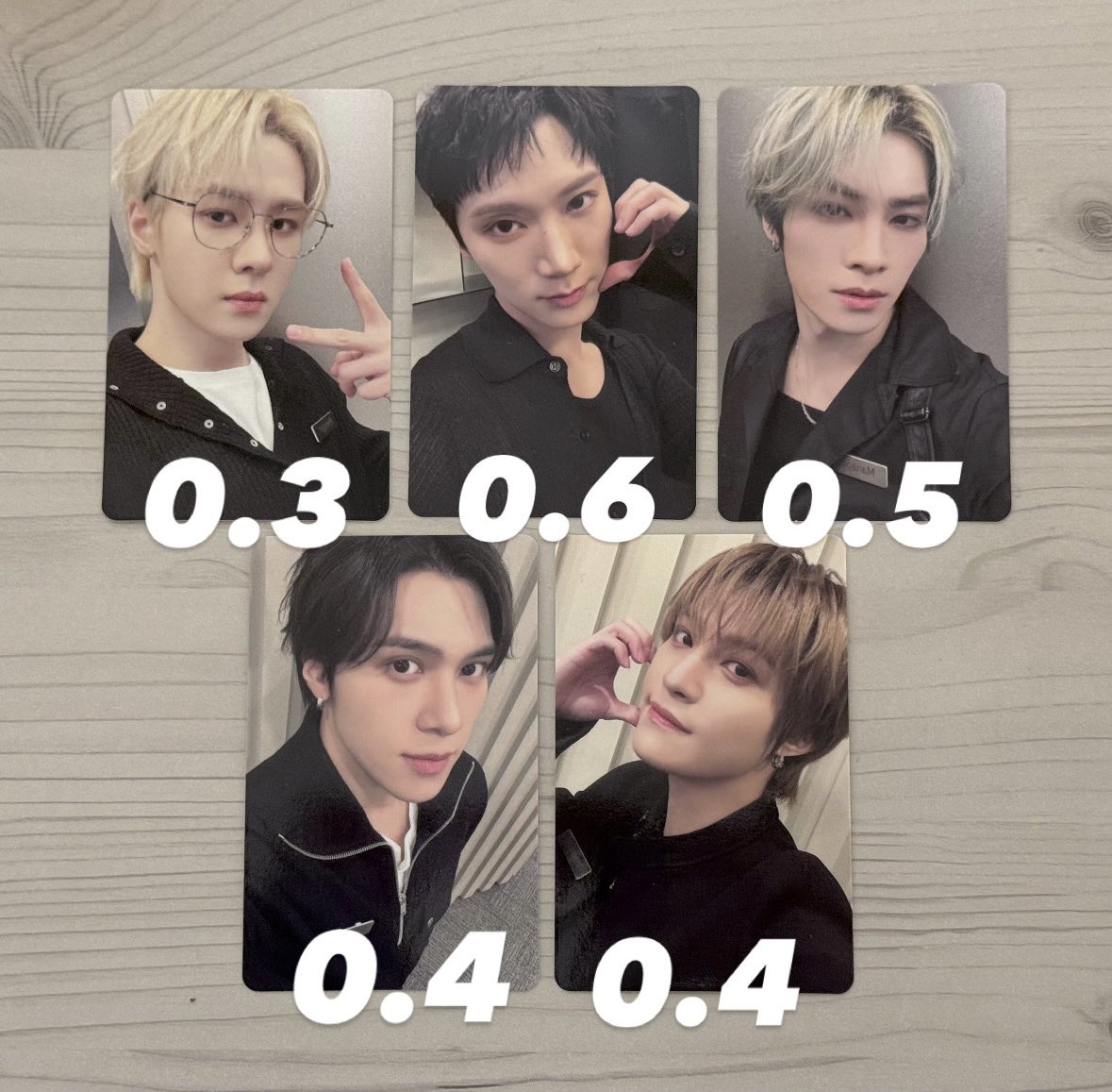 웨이션브이 WayV Eternal White 이터널화이트
smstore photocard 슴스토어 미공포 양도

✔️Paypal⭕️

옾챗 또는 DM 주세요! KKT or DM plz 
🔗open.kakao.com/o/shFLsbXf

원가이하양도 쿤 텐 샤오쥔 헨드리 양양 kun ten xiaojun hendery yangyang sell wts