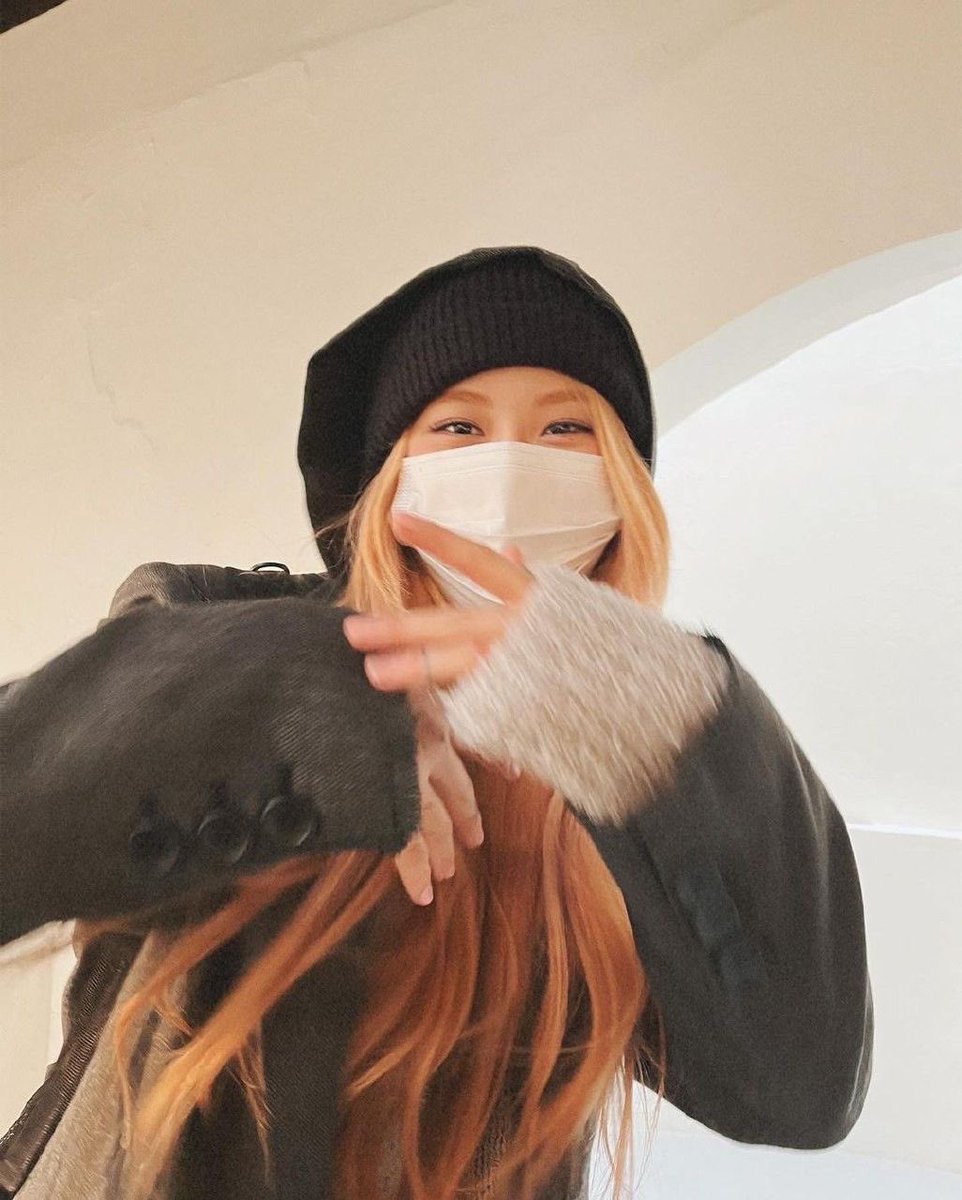 우주를건너 - 역사의시작 1.9옐
바마블 - 대표곡이지.. 근본 2옐
럽온클 - 메리크리스마스 1.4옐
그우잘 - 침착맨버프ㄱㅅ 1.7옐
스퀘어 - 쌉근본💕 2.5옐
헤이츄 - 은근대중픽 1.8옐
물고기 - 쌉대중픽 1옐
퍼킨뉴이어 - 당근새해첫곡 1.5옐
143 - 쿨댓츄띵암쿨 1.6옐
미러 - 백예린2막의시작. 100옐