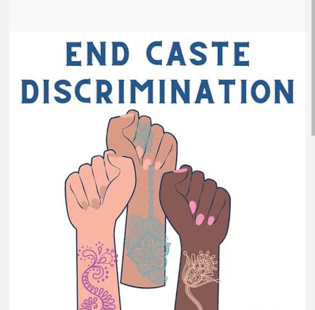 UGC की ‘Equity Regulation’ मतलब सामान्य वर्ग के खिलाफ भेदभाव!

UGC की ‘Equity Regulation’ असल में सामान्य वर्ग (General Category) के खिलाफ खुला भेदभाव है। केवल SC/ST/OBC/Minority को संरक्षित किया गया है, जबकि सामान्य वर्ग को जानबूझकर नजरअंदाज किया गया है — यह अनुच्छेद 14 और 15 का