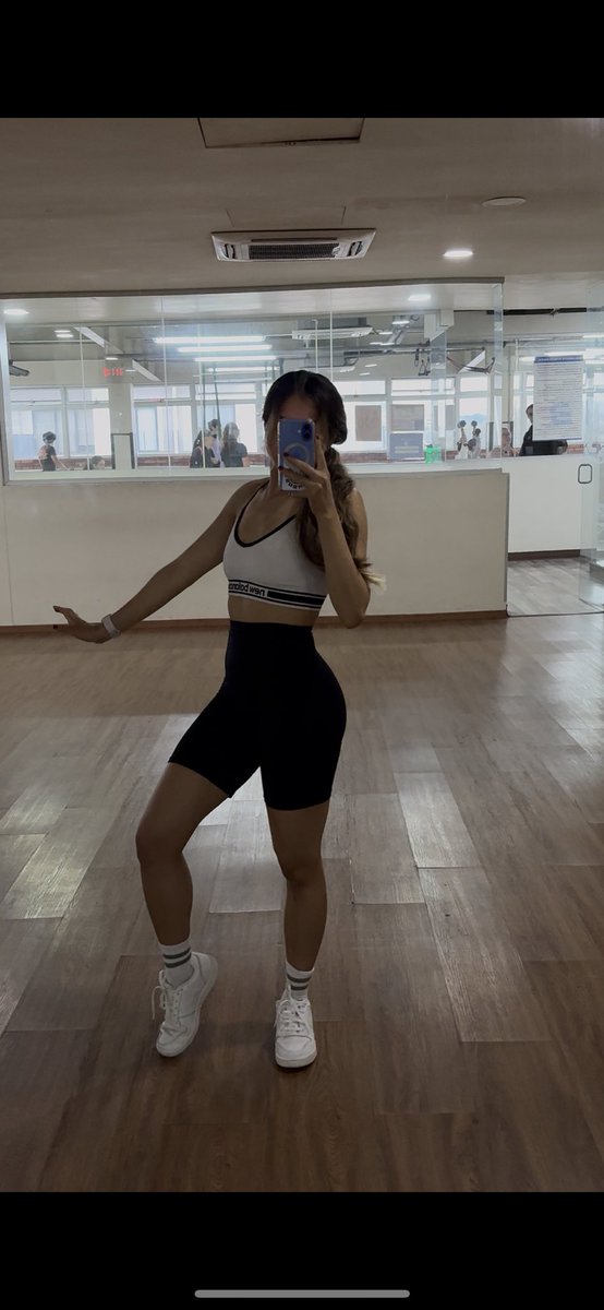 Madelein Martinez tweet media